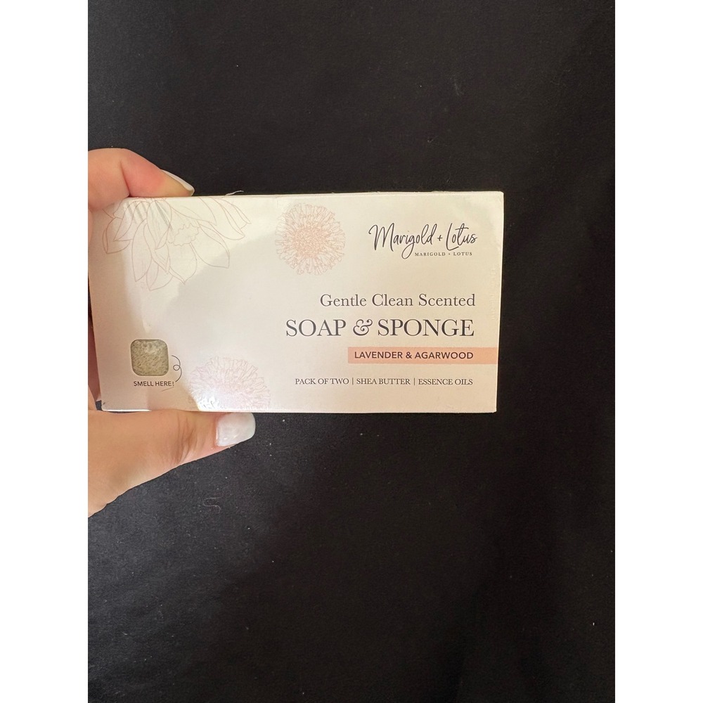 MARIGOLD  LOTUS
Gentle Clean Scented
SOAP & SPONGE
LAVENDER & AGARWOOD